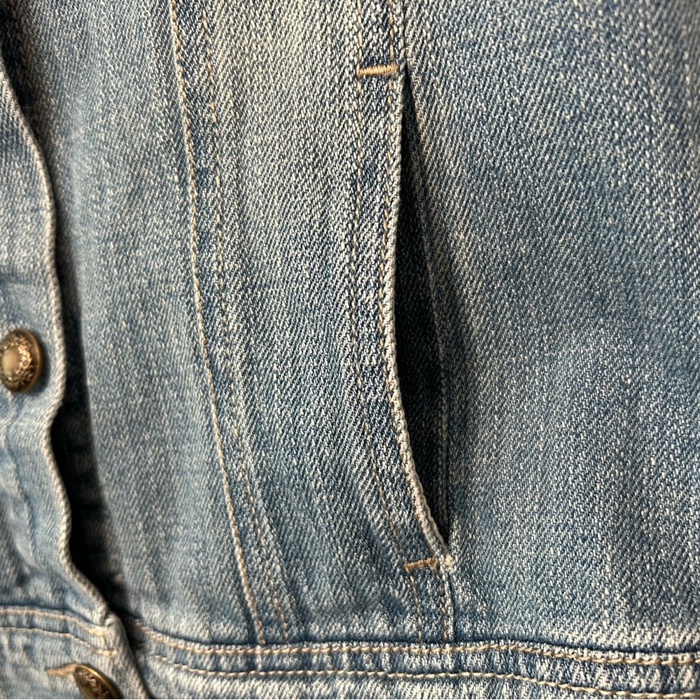 GAP Kids Denim Vest Size XL (12) - Picture 6 of 11
